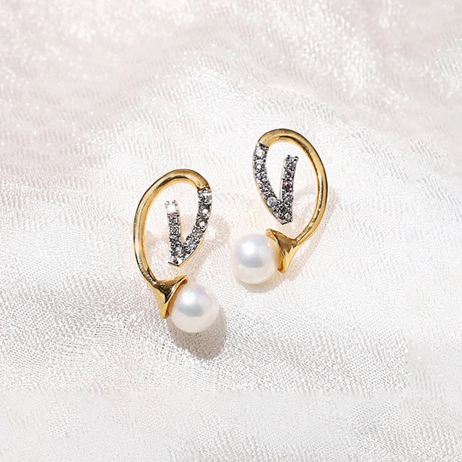 Voylla Gold-platted Brass earrings