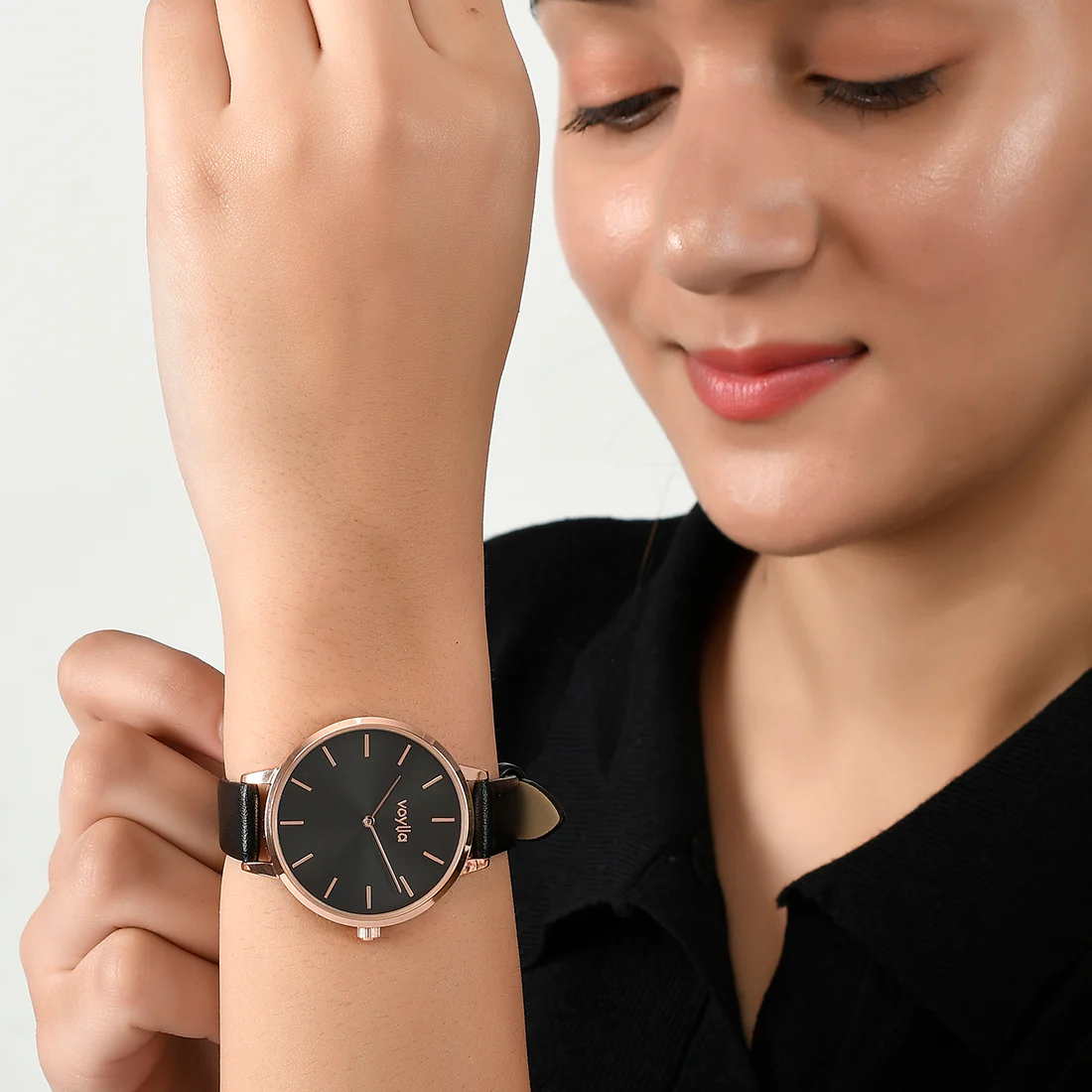 Voylla Black Dial Fashion Watch - Image 2