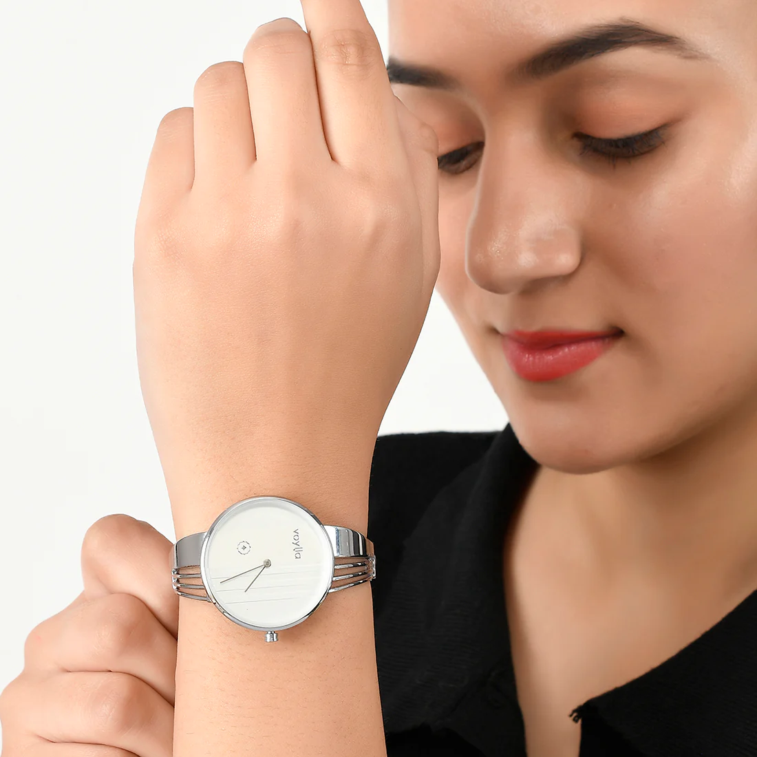 Voylla Silver Tone Cutwork Watch - Image 2