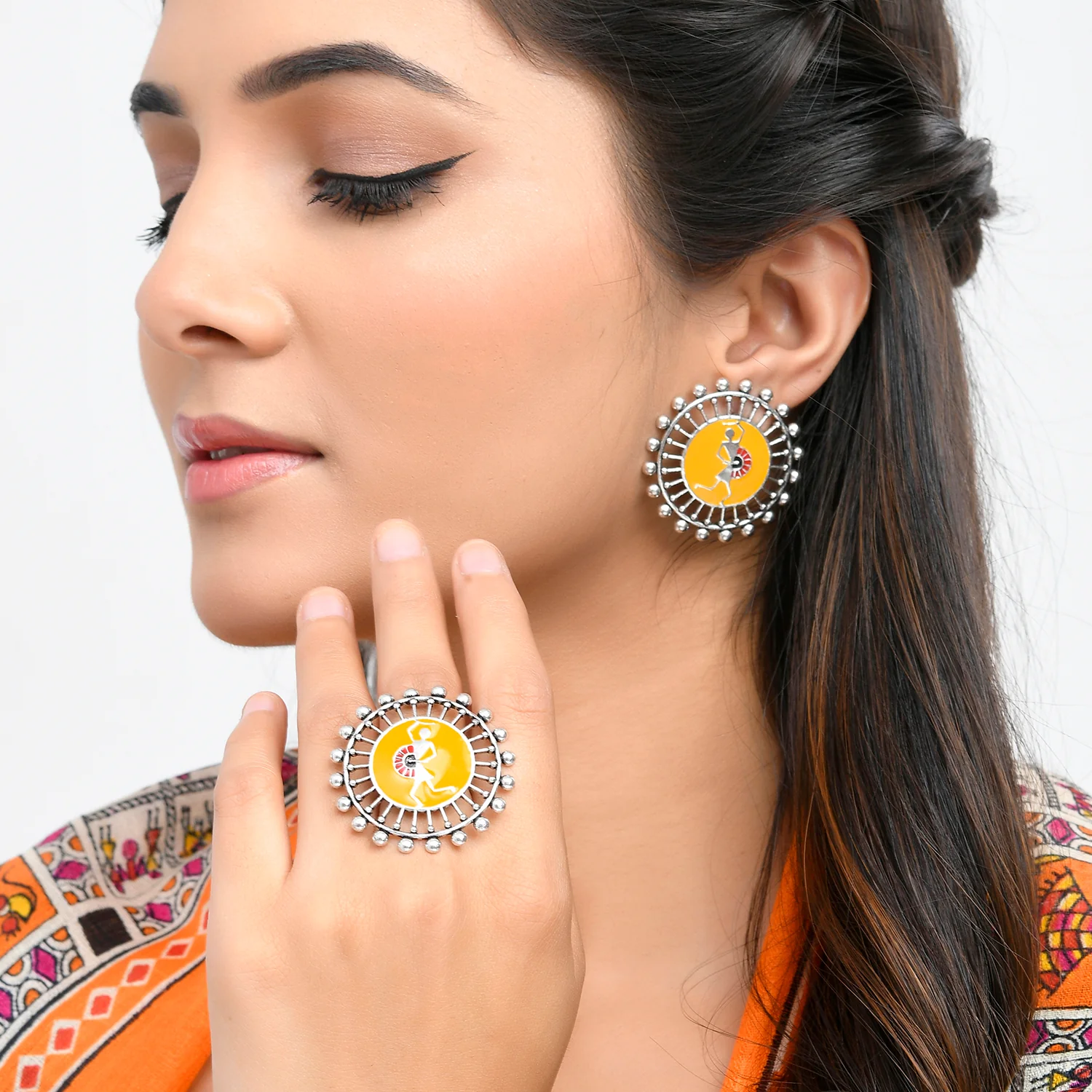 Warli Dholida Earrings And Ring Combo - Image 2