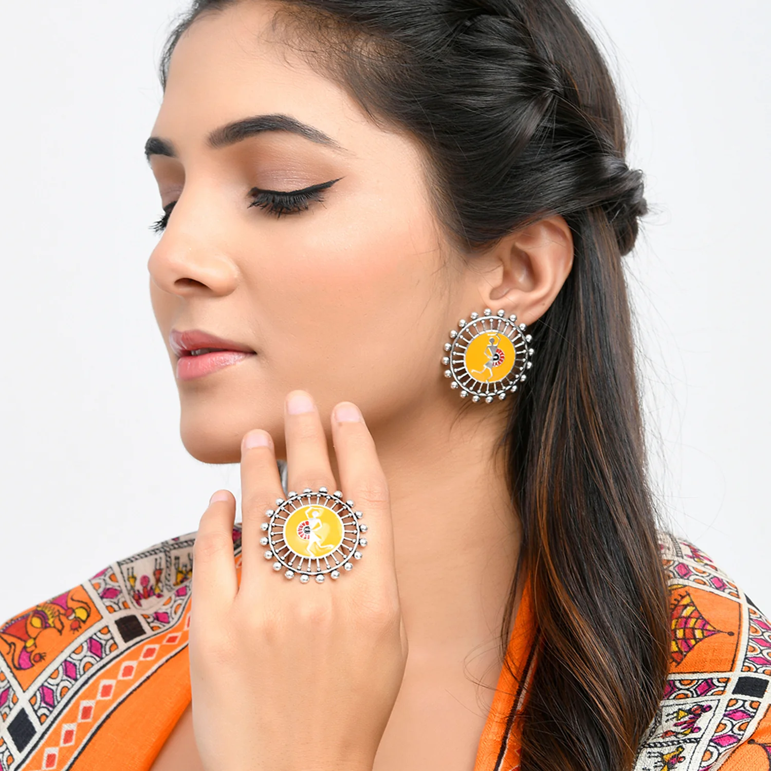 Warli Dholida Earrings - Image 3