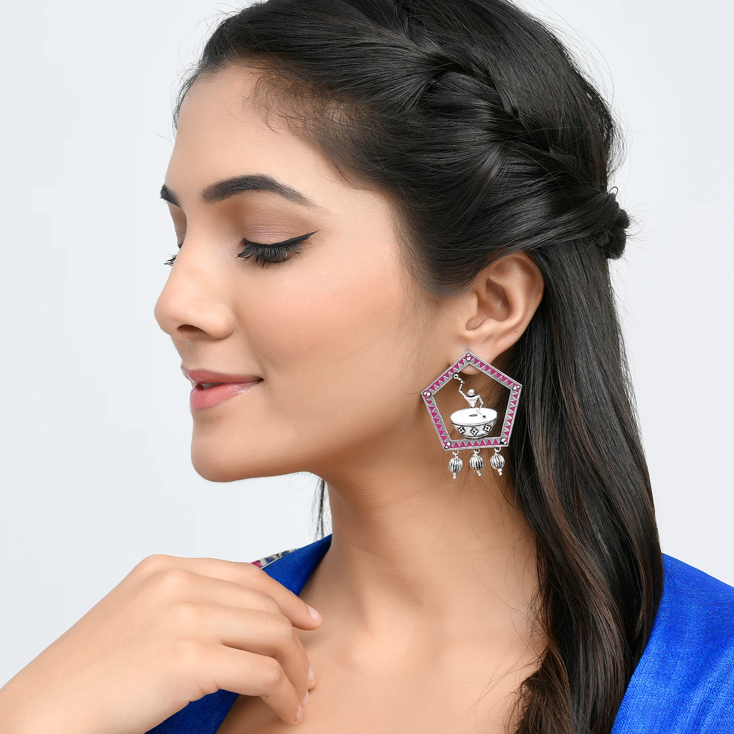 Warli Nagada Nagada Baja Earrings - Image 2
