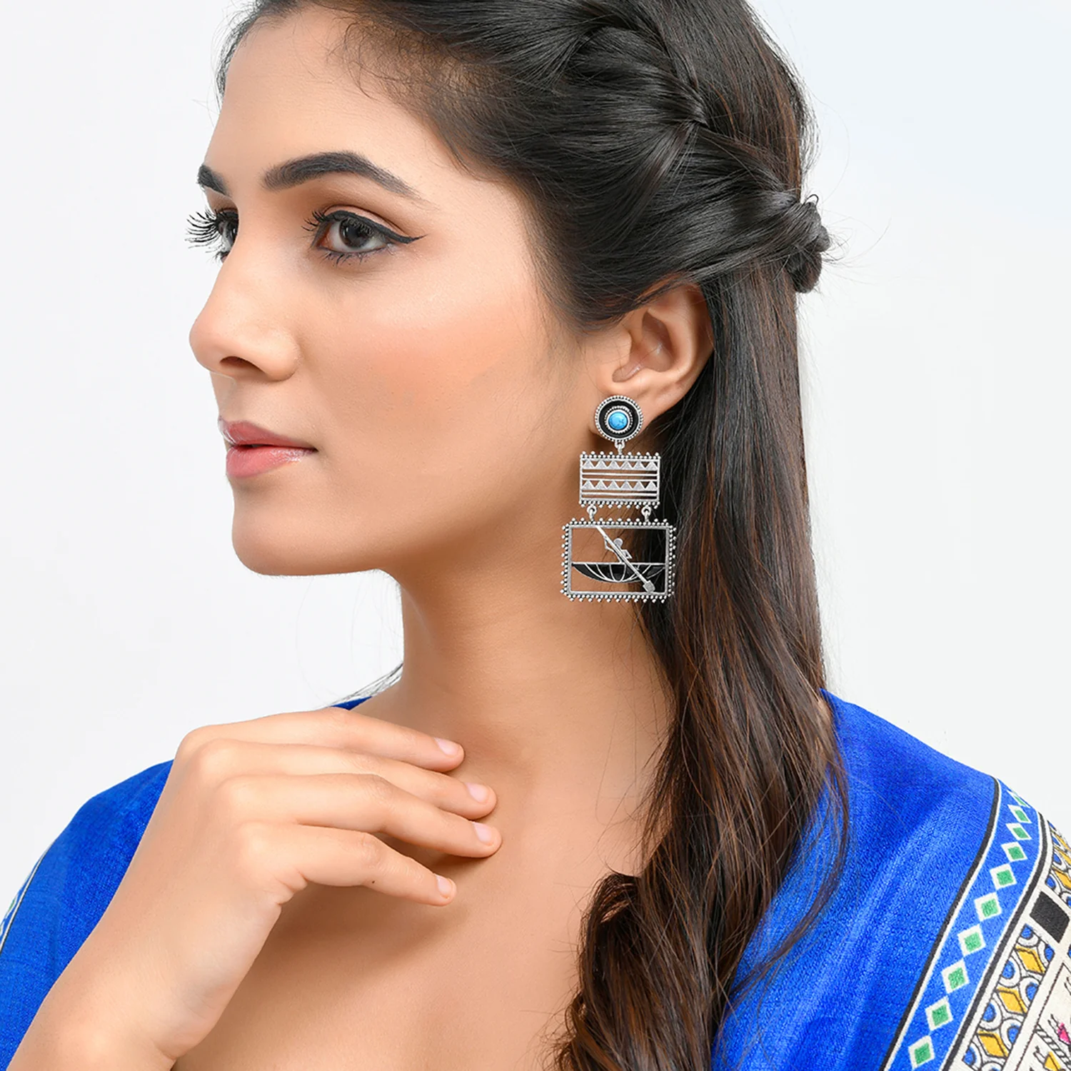 Warli Nandiyaan Ke Paar Earrings - Image 2