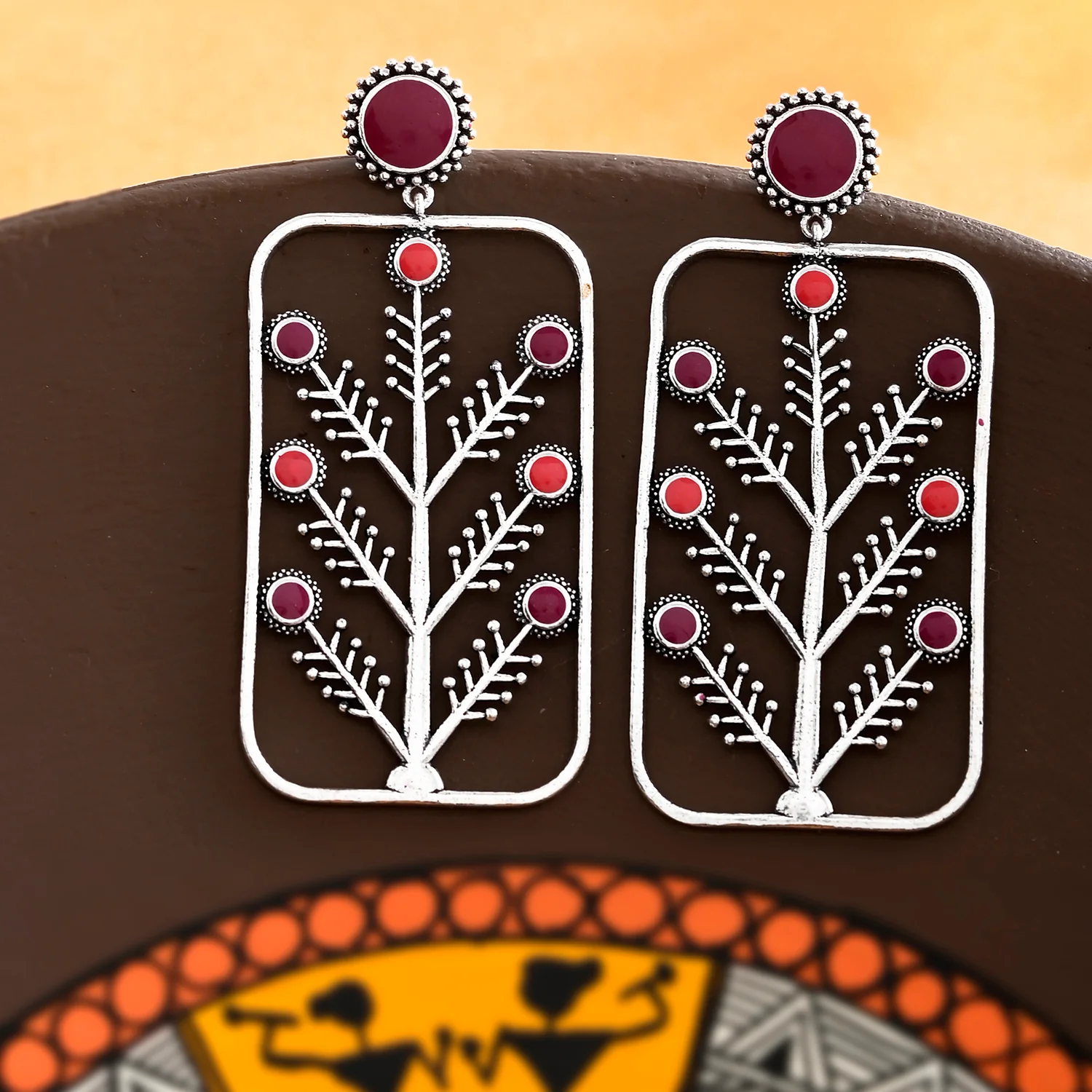 Warli Phool Tumhe Bheja Hai Khat Mein Earrings