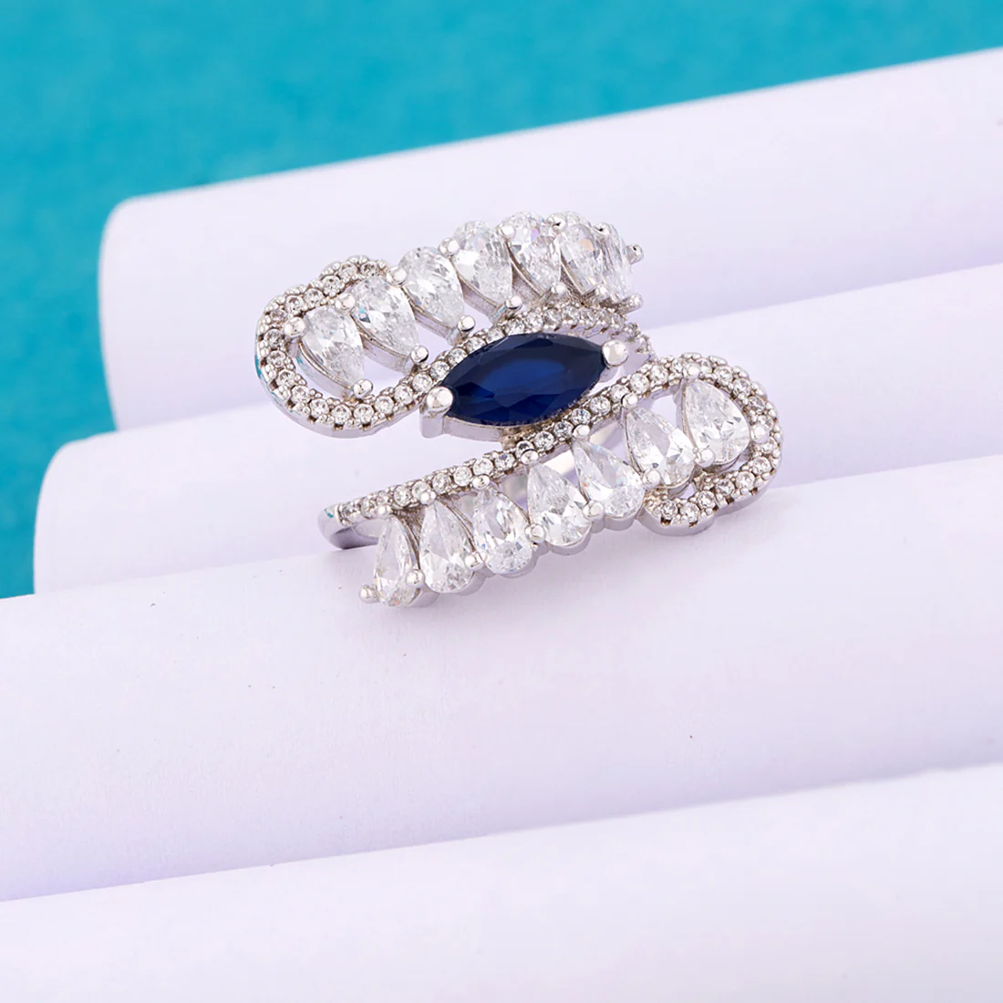 Women's Cutwork Pattern Ring