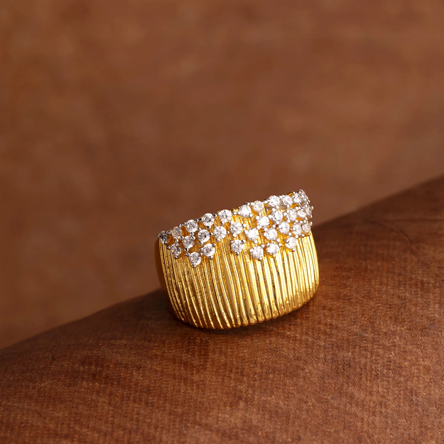 Women's Designer Inspired Band Ring