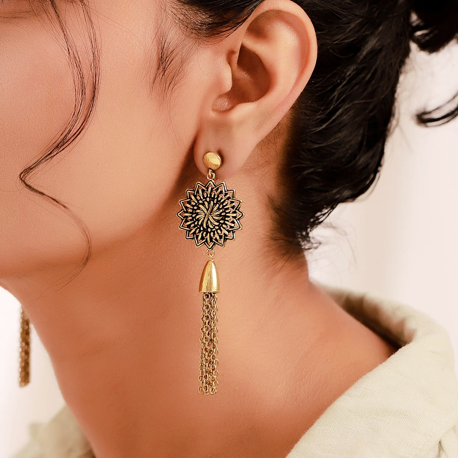 Woven Wonders Coiled Twisted Mismatched Dangler Earrings - Image 2