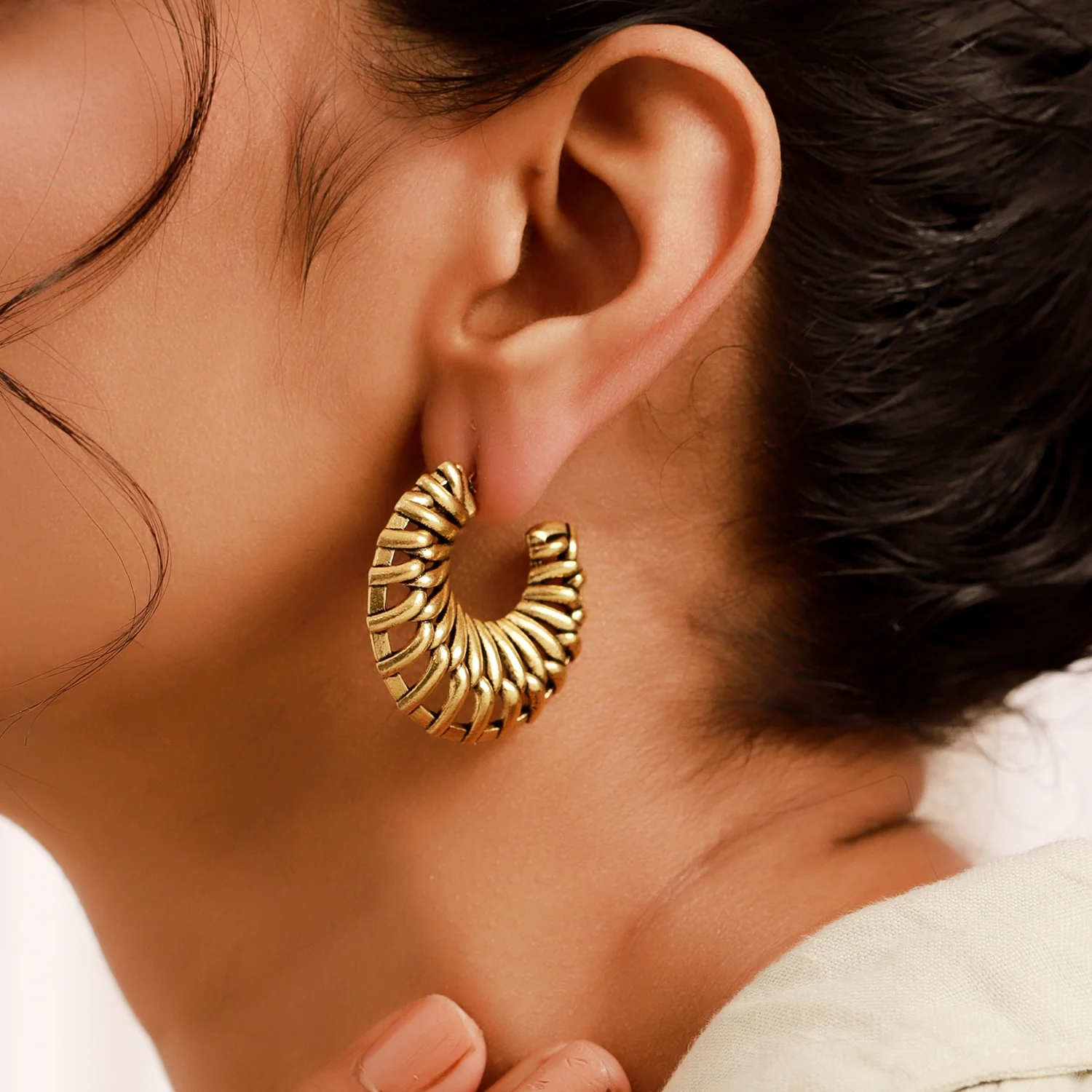 Woven Wonders Plain Dutched Weave Hoop Earrings - Image 2