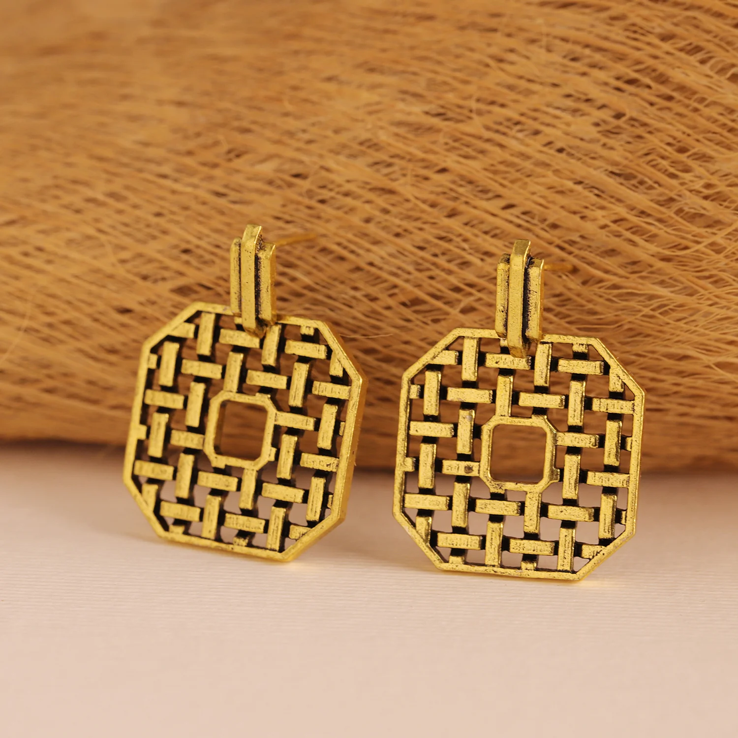 Woven Wonders Plain Weaving Dangler Earrings