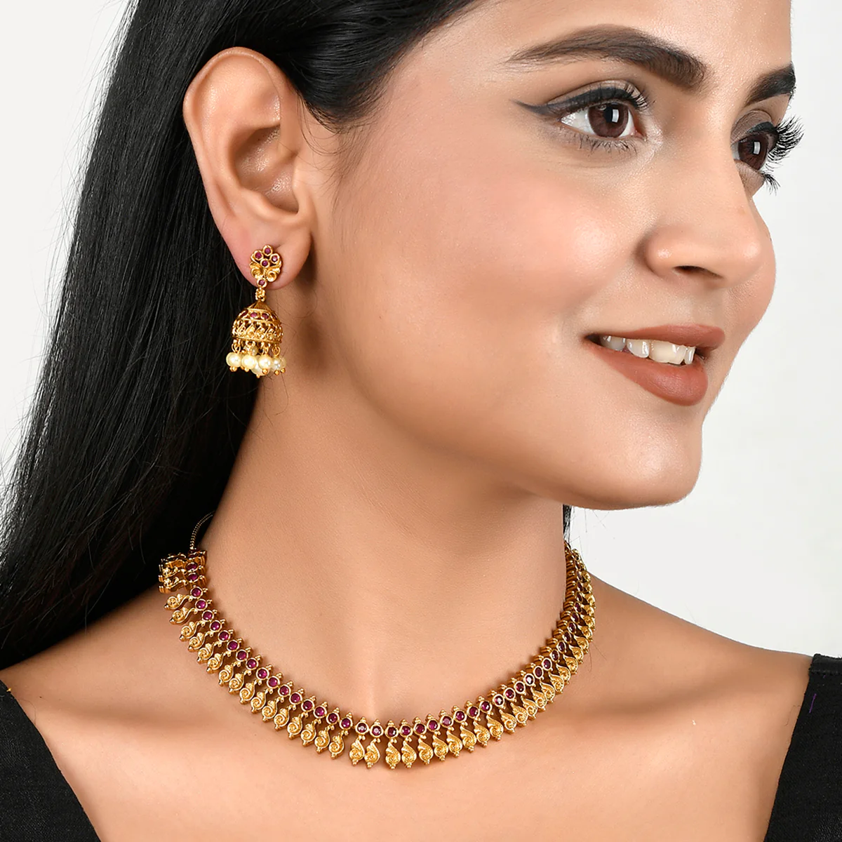 Yellow Gold Plated Pearl Beads Traditional Jewellery Set - Image 2
