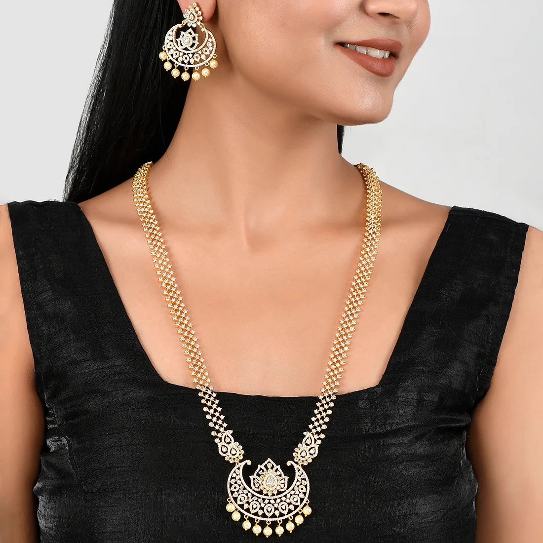 Zircons and Pearl Beads Opulent Jewellery Set - Image 2